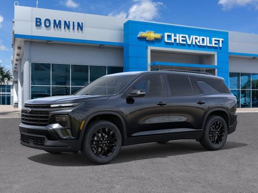 Mosaic Black Metallic 2026 Chevrolet Traverse LT