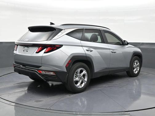 Shimmering Silver 2024 Hyundai TUCSON SEL