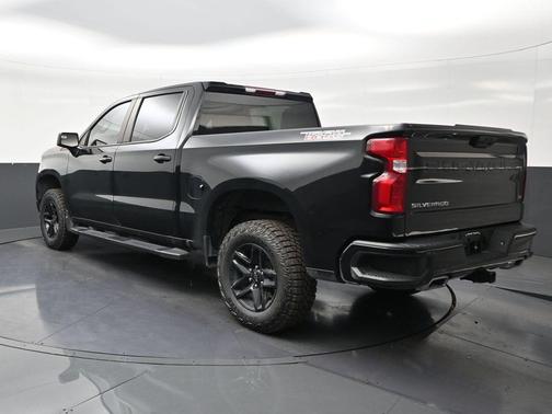 Black 2023 Chevrolet Silverado 1500 LT Trail Boss