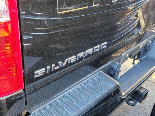 2025 Chevrolet Silverado 2500 Custom