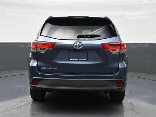 2018 Toyota Highlander LE I4