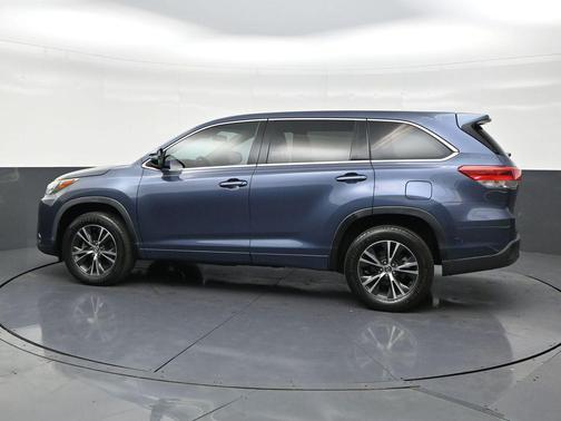 2018 Toyota Highlander LE I4