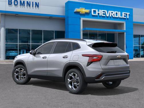 Sterling Gray Metallic 2026 Chevrolet Trax LT