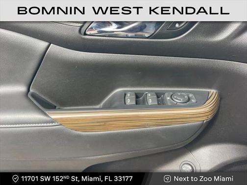 2022 GMC Acadia AWD SLE