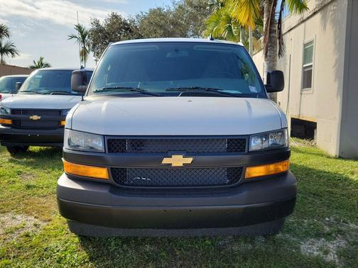 2025 Chevrolet Express 2500 RWD 2500 Extended Wheelbase WT
