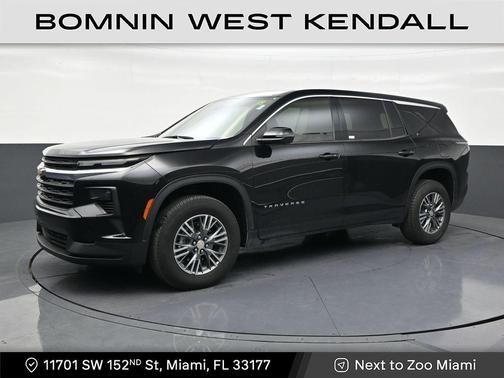 Mosaic Black Metallic 2025 Chevrolet Traverse LT