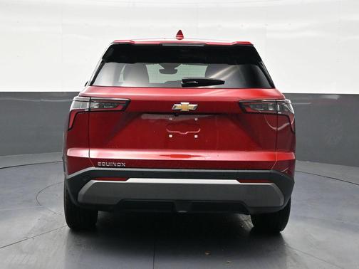 Radiant Red Tintcoat 2025 Chevrolet Equinox 1LT