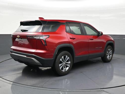 Radiant Red Tintcoat 2025 Chevrolet Equinox 1LT