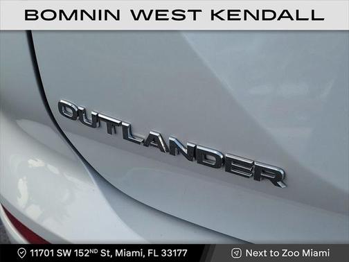 2023 Mitsubishi Outlander SE Black Edition 2WD