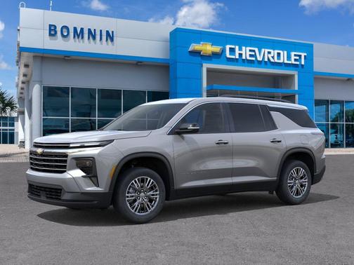 Sterling Gray Metallic 2026 Chevrolet Traverse LT