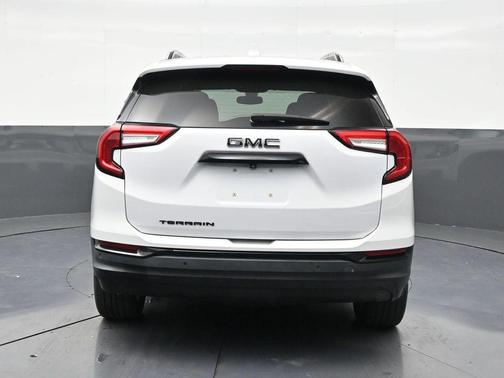 Summit White 2023 GMC Terrain SLE