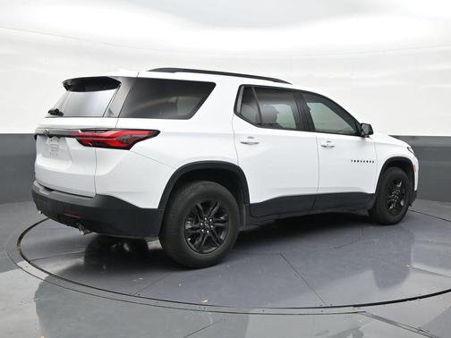 Summit White 2023 Chevrolet Traverse LS