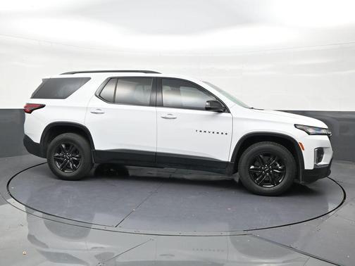 Summit White 2023 Chevrolet Traverse LS