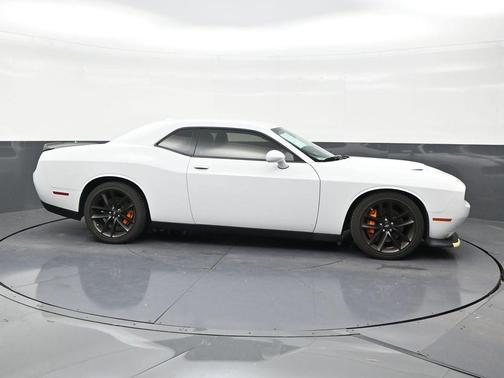 White Knuckle Clearcoat 2023 Dodge Challenger GT
