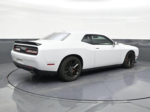 White Knuckle Clearcoat 2023 Dodge Challenger GT