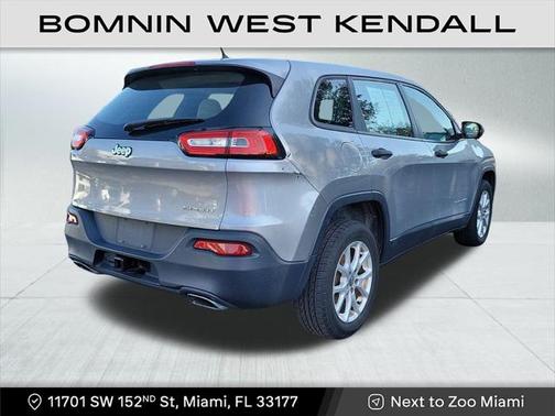 2017 Jeep Cherokee Sport