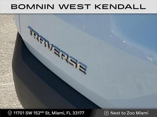 2023 Chevrolet Traverse LS