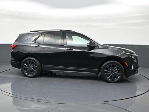 Mosaic Black Metallic 2024 Chevrolet Equinox FWD RS