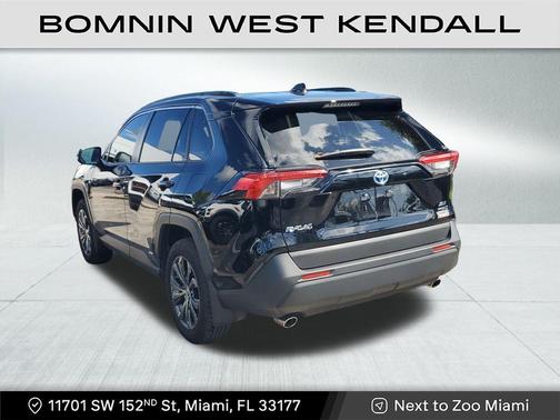 2024 Toyota RAV4 Hybrid XLE Premium