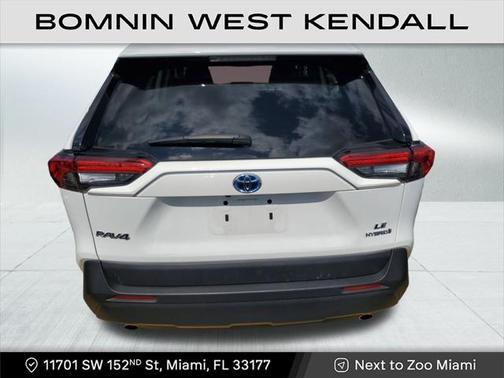 2024 Toyota RAV4 Hybrid LE