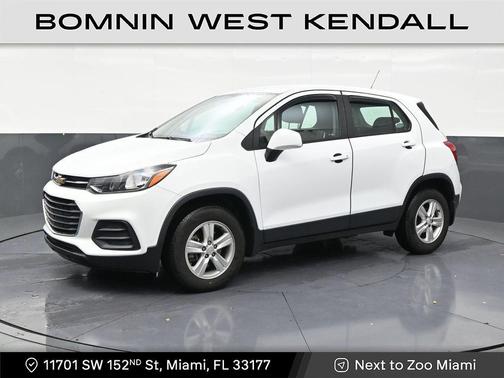 Summit White 2021 Chevrolet Trax LS