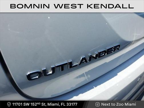 2022 Mitsubishi Outlander ES 2.5 2WD