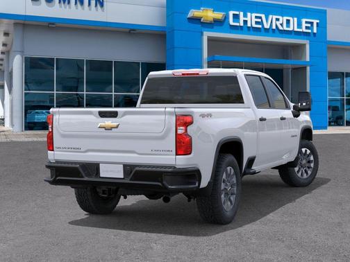 Summit White 2026 Chevrolet Silverado 2500 Custom