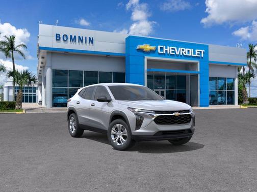Sterling Gray Metallic 2026 Chevrolet Trax LS