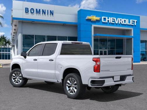 2025 Chevrolet Silverado 1500 Custom