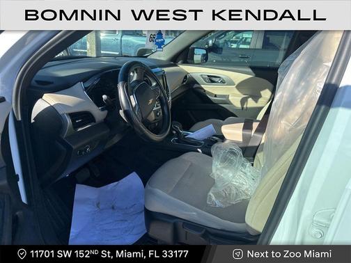 2023 Chevrolet Traverse LS