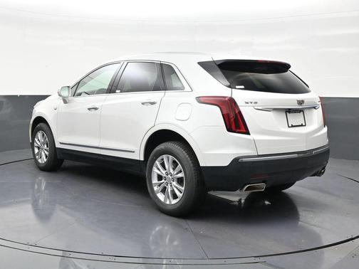 Crystal White Tricoat 2020 Cadillac XT5 Luxury