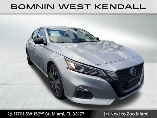 2021 Nissan Altima SR FWD