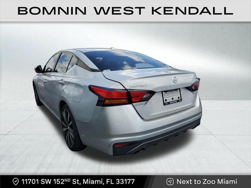 2021 Nissan Altima SR FWD