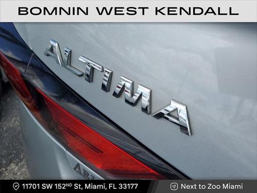 2021 Nissan Altima SR FWD