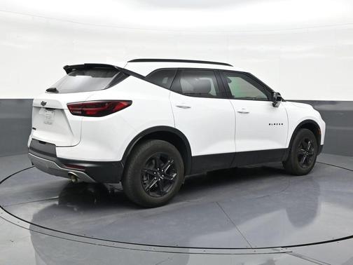 Summit White 2024 Chevrolet Blazer 3LT
