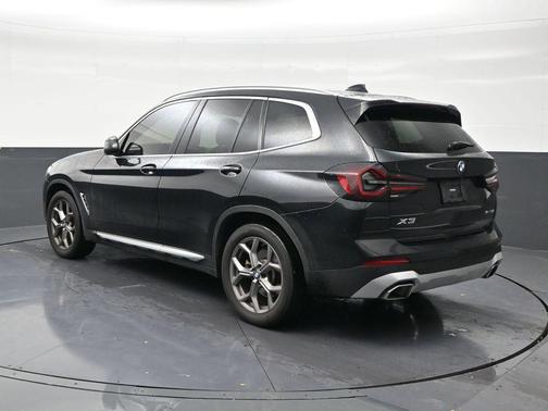 Black Sapphire Metallic 2022 BMW X3 sDrive30i