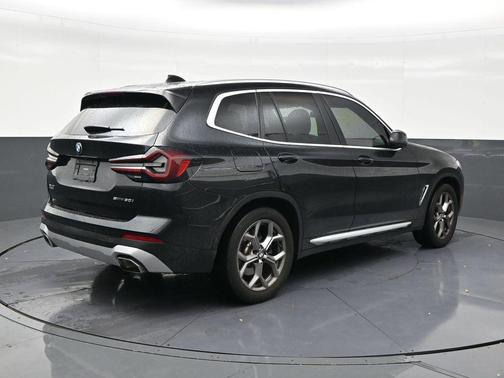 Black Sapphire Metallic 2022 BMW X3 sDrive30i