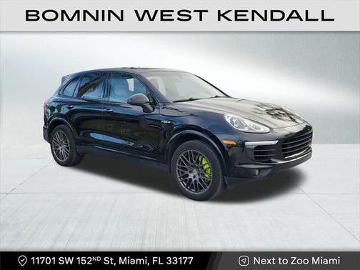 2017 Porsche Cayenne E-Hybrid S