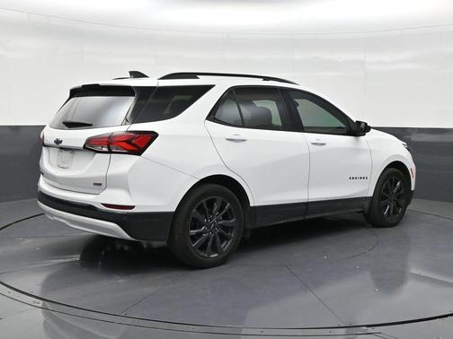 Summit White 2024 Chevrolet Equinox FWD RS