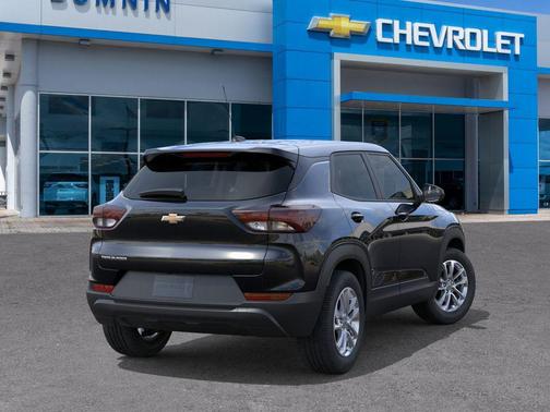 Mosaic Black Metallic 2026 Chevrolet Trailblazer LS