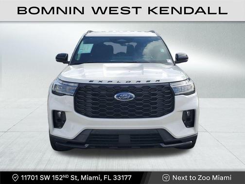 2025 Ford Explorer ST-Line
