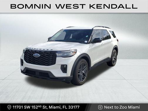 2025 Ford Explorer ST-Line