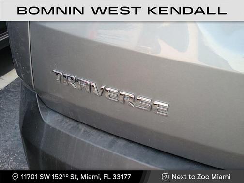 2023 Chevrolet Traverse LT Cloth