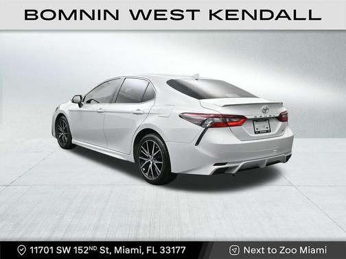 2023 Toyota Camry SE