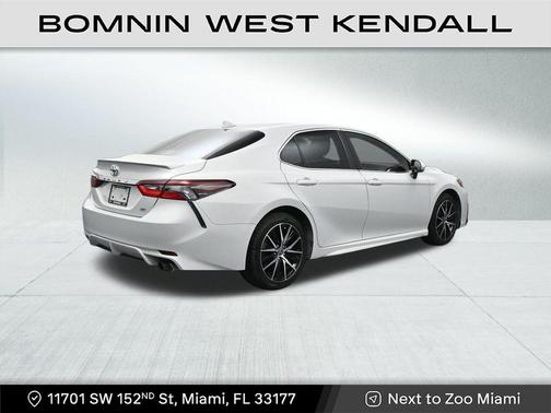 2023 Toyota Camry SE