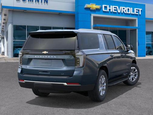 2026 Chevrolet Suburban LT
