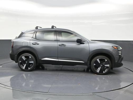Gun Metallic 2026 Nissan Kicks SR