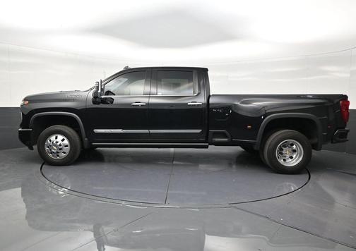 Black 2025 Chevrolet Silverado 3500 High Country