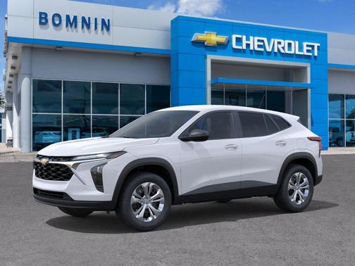 Summit White 2026 Chevrolet Trax LS