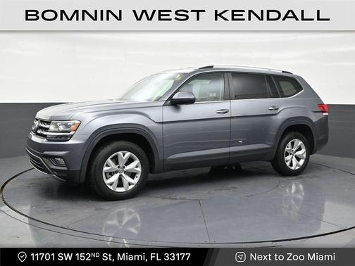 Platinum Gray Metallic 2018 Volkswagen Atlas 2.0T SE